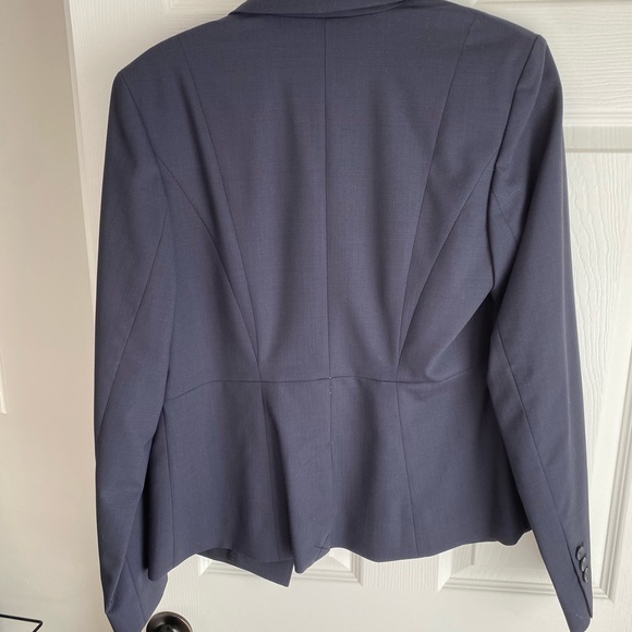 NWT Classiques Entier Navy Blazer - Size 10 - Picture 3 of 3